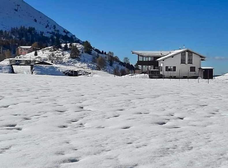 La Casa Di Sara In Valsassina Apartment Introbio Екстериор снимка
